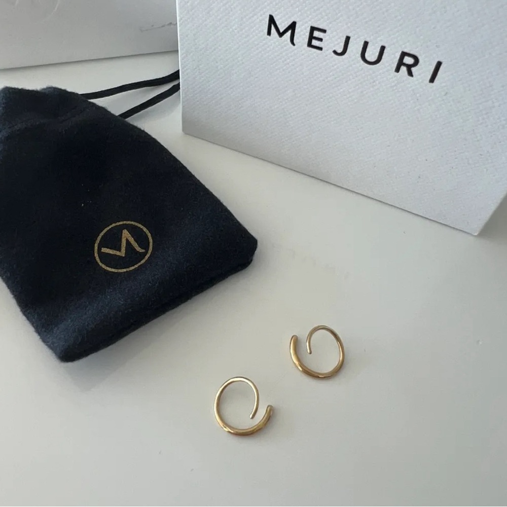 Mejuri spiral earrings